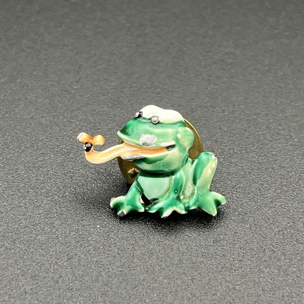 Vintage 1980's "JJ" Frog Fly Lapel Hat Pin